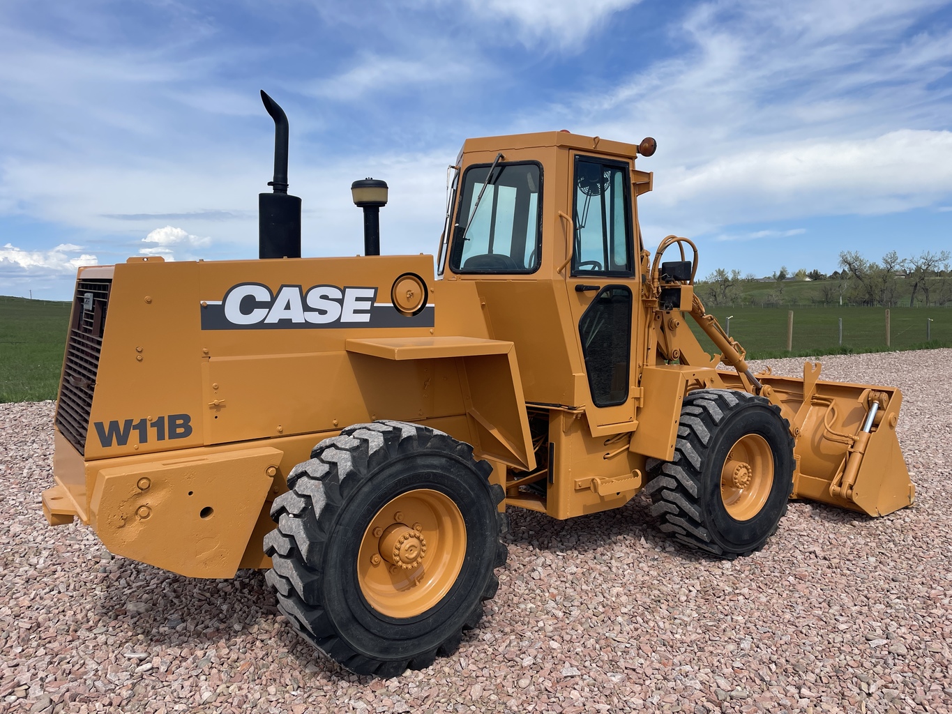 american-ag-video-auction-lot-2747-100-91-case-w11b-wheel-loader