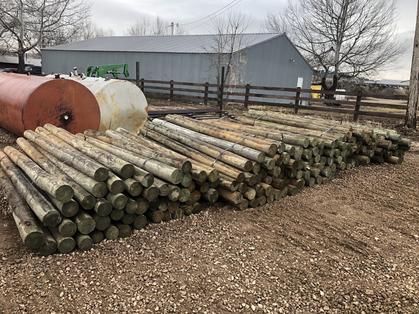Lot 4701116 Wood Posts. OnsiteBelle Fourche SD AMERICAN AG ANNUAL SPRING EQUIPMENT AUCTION