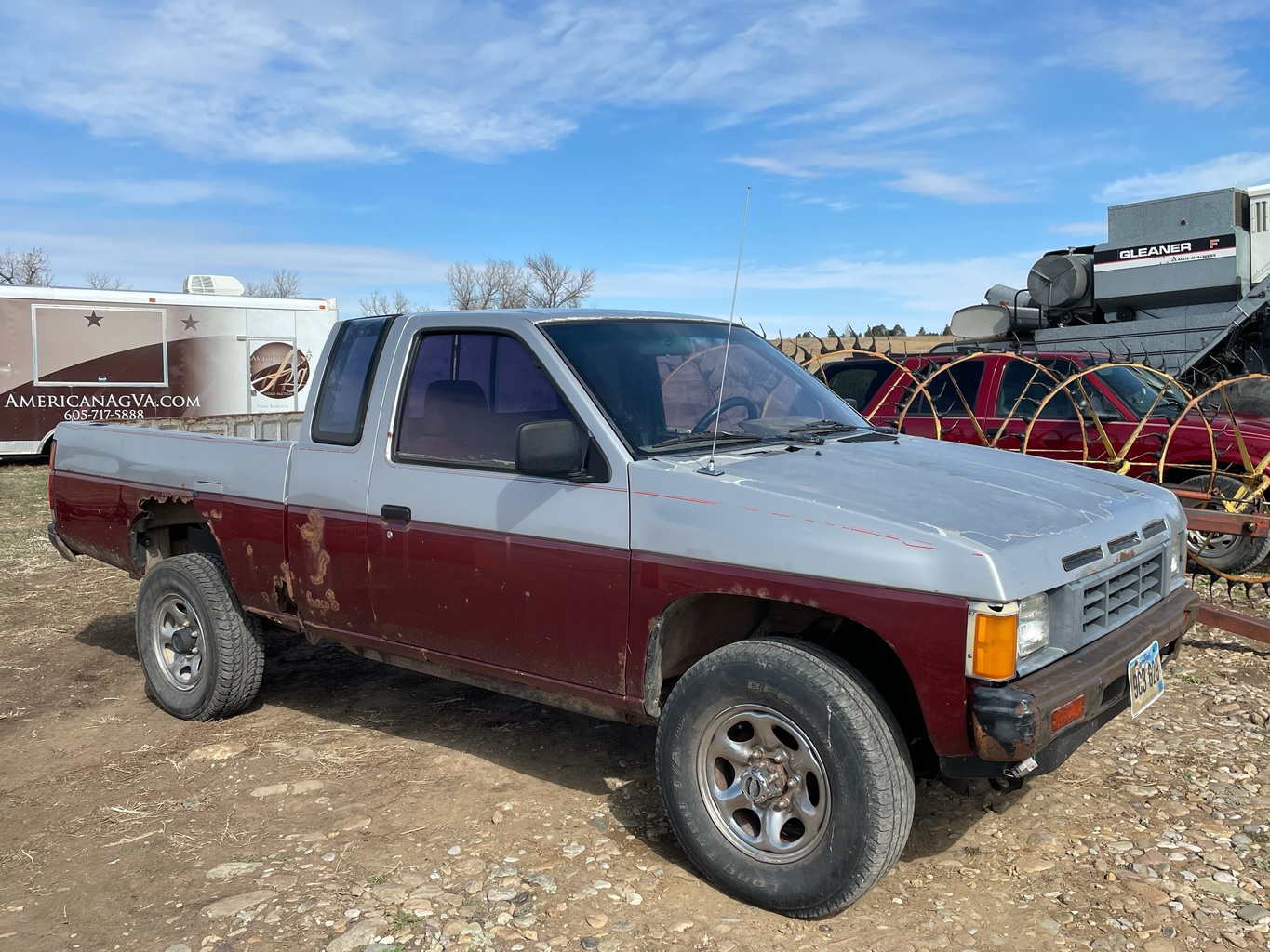 American Ag Video Auction Lot 1000183 '87 Nissan 4x4 Pickup.