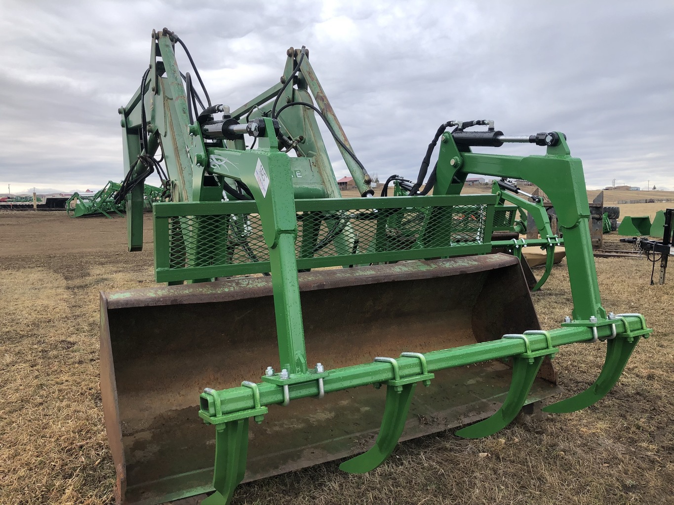 Lot 3500105 JD 265 SL Loader. OnsiteBelle Fourche SD AMERICAN AG
