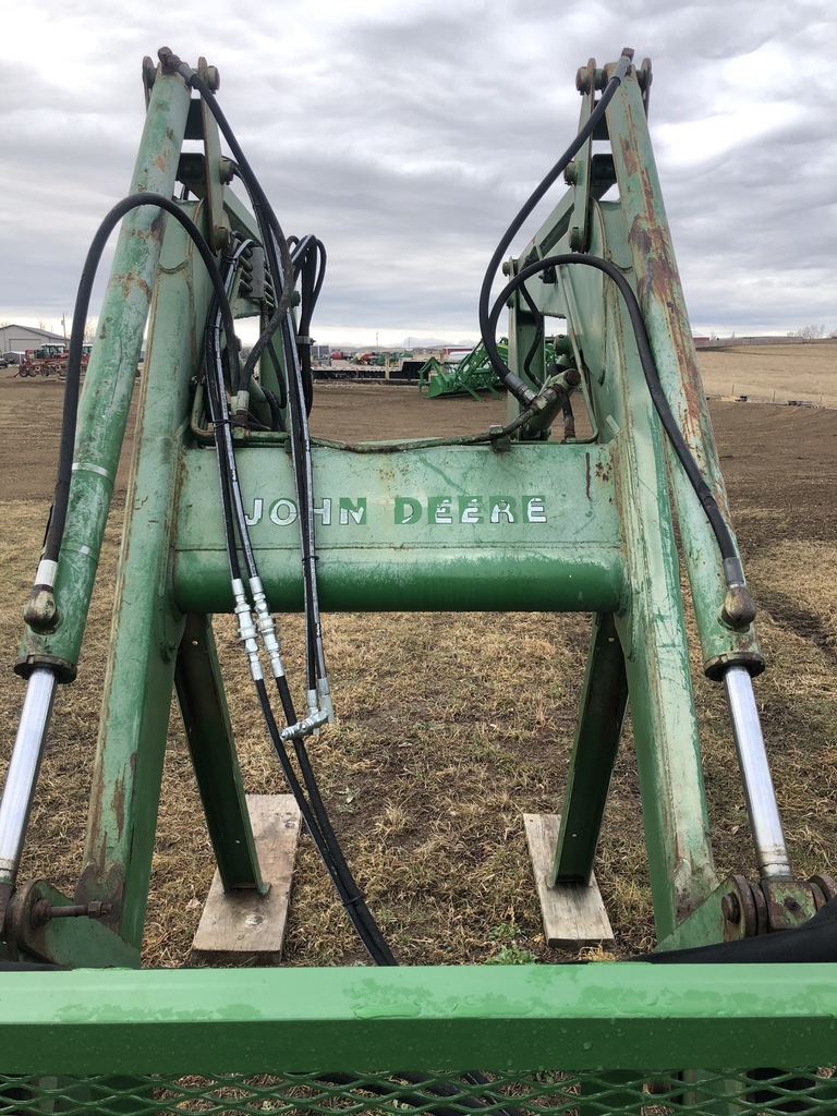 Lot 3500105 JD 265 SL Loader. OnsiteBelle Fourche SD AMERICAN AG