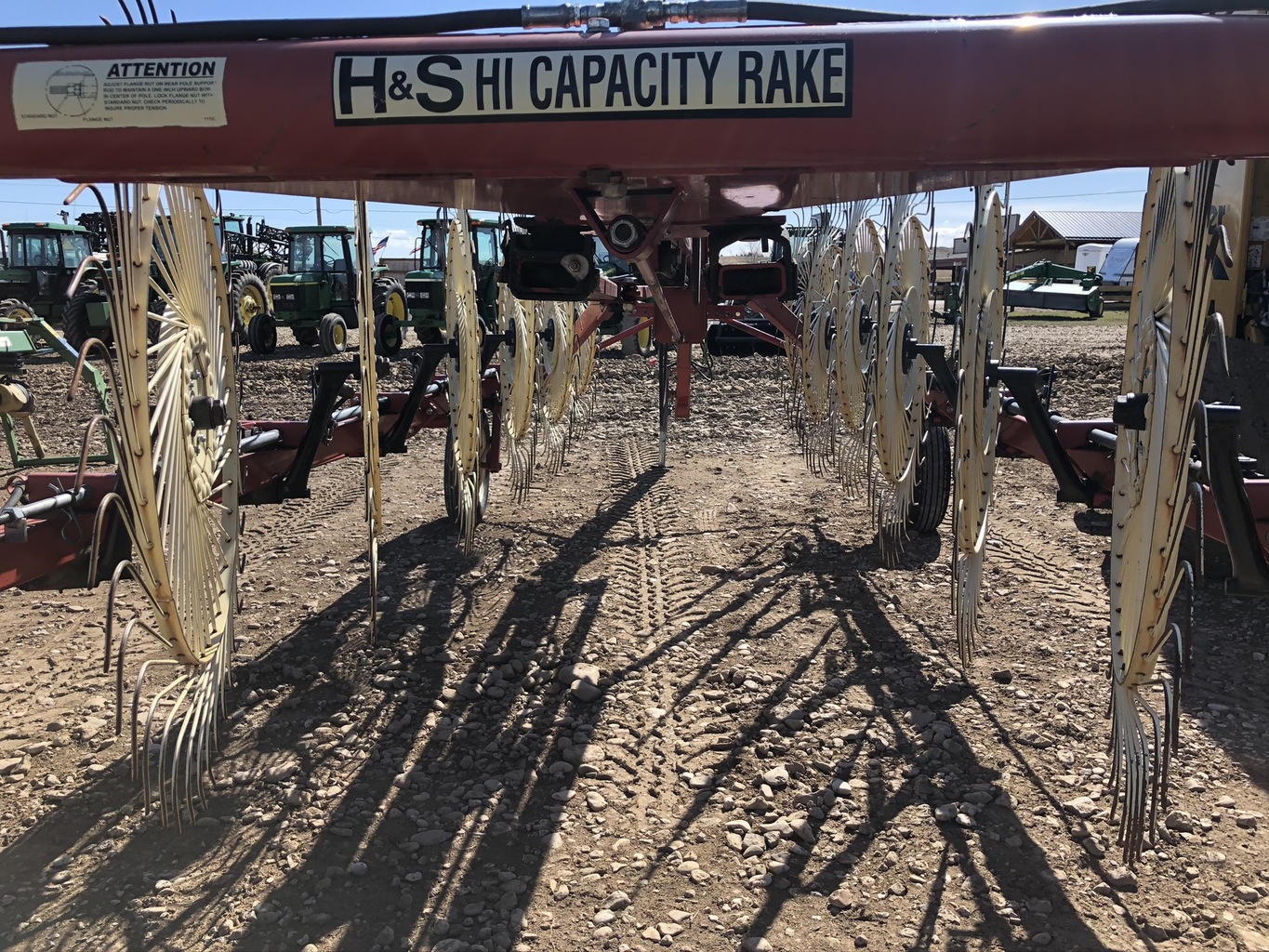 Lot 4805103 H & S V Rake. OnsiteBelle Fourche SD AMERICAN AG