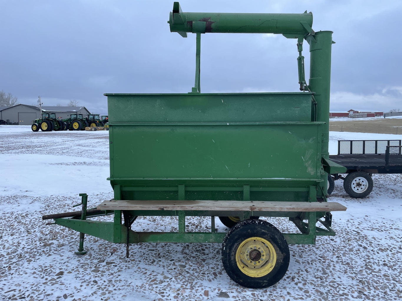 American ag video auction lot 9371 118 game feeder fill wagon 