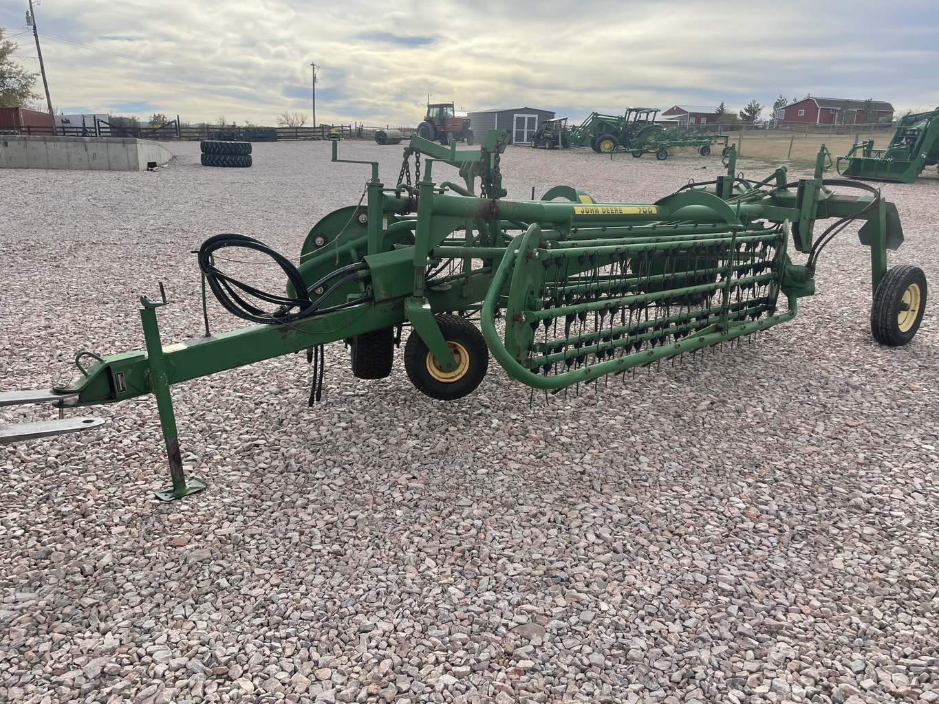 American Ag Video Auction | Lot 7000-1960 - '94 JD 700 Hydraulic Rake.